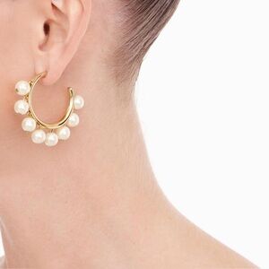 Gorgeous J. Crew Gold Hoop Earrings with Pearls